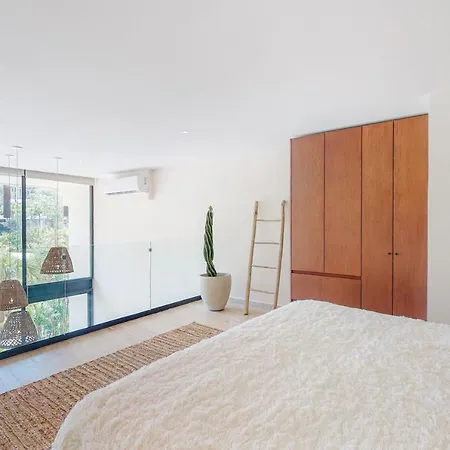 Mistiq Temple Loft C102