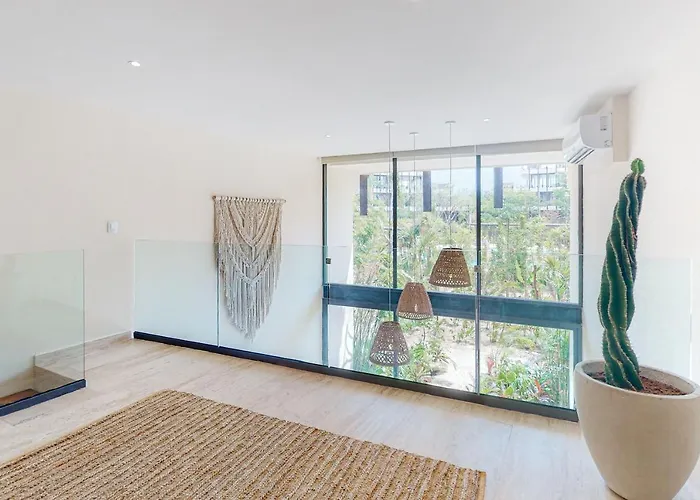 Mistiq Temple Loft C102